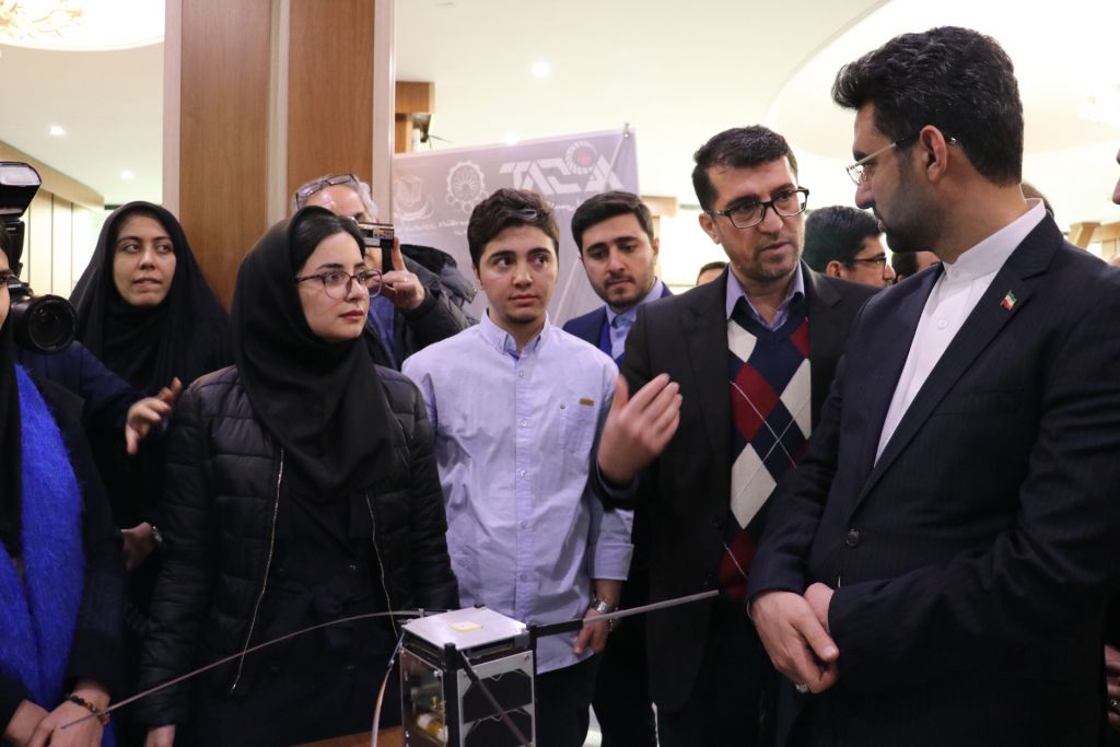 رونمایی از مدل مهندسی ماهواره مکعبی نصیر۱