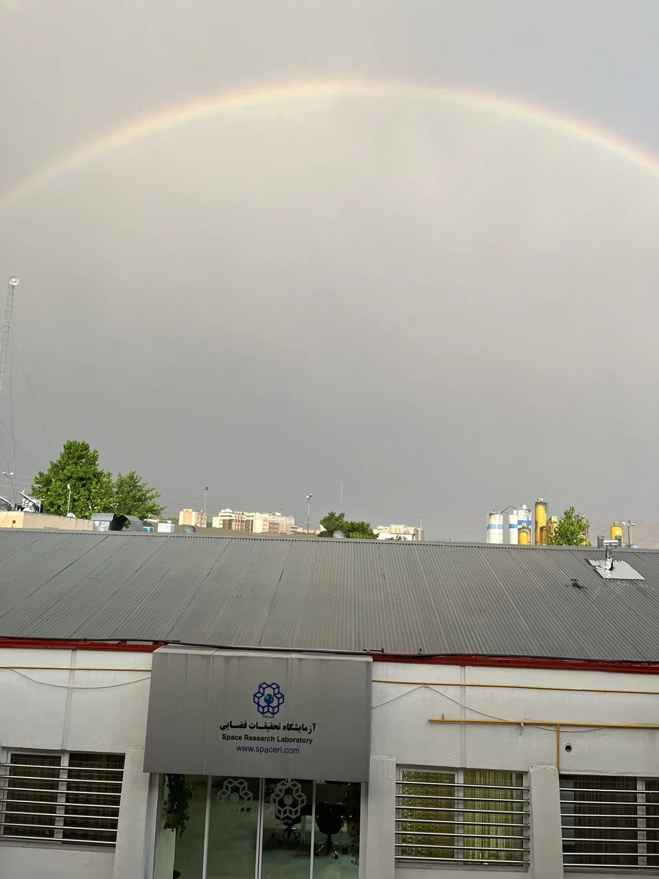 The sky over our space research lab, today!✋