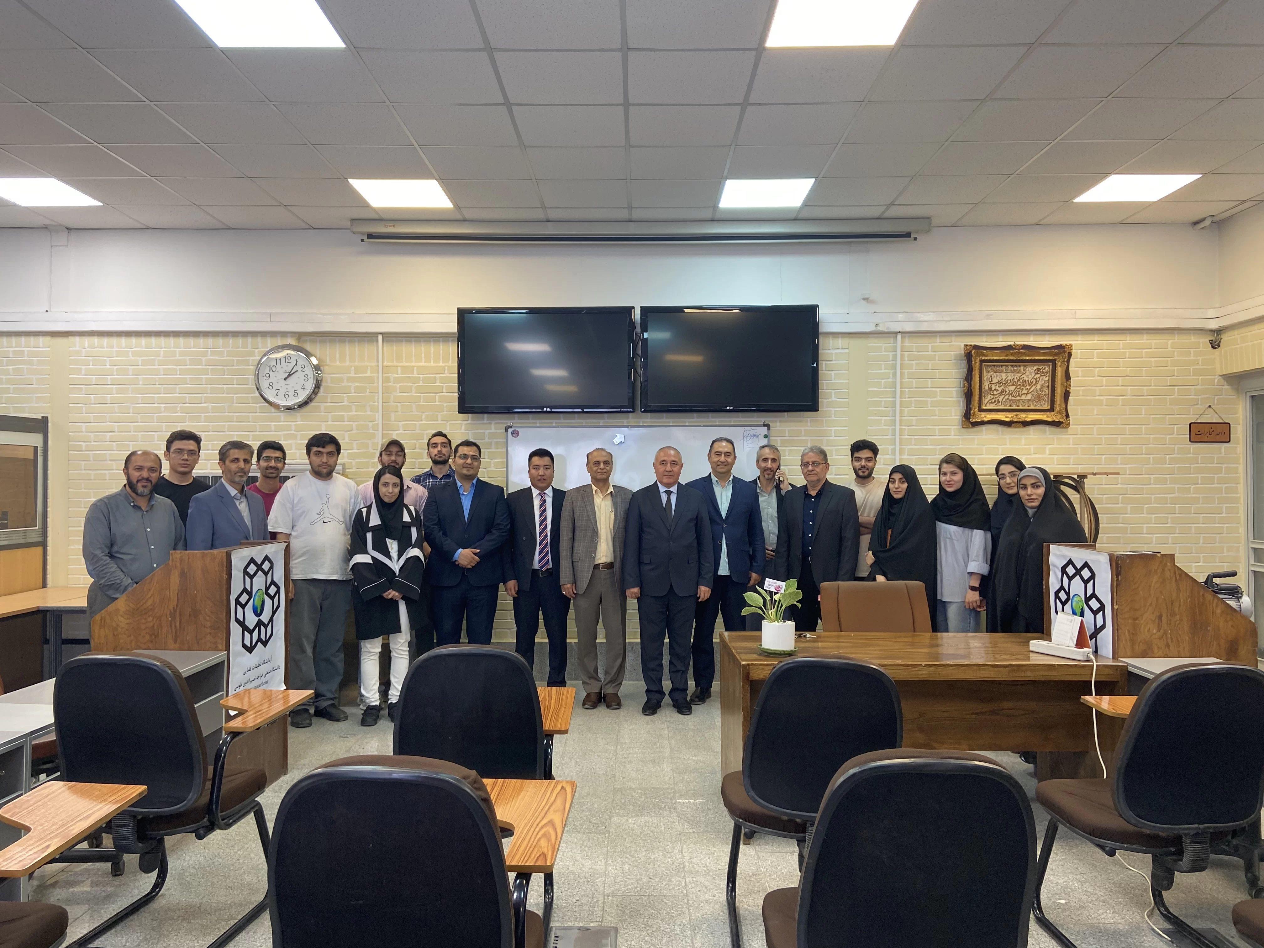 Visit academic team from Uzbekistan